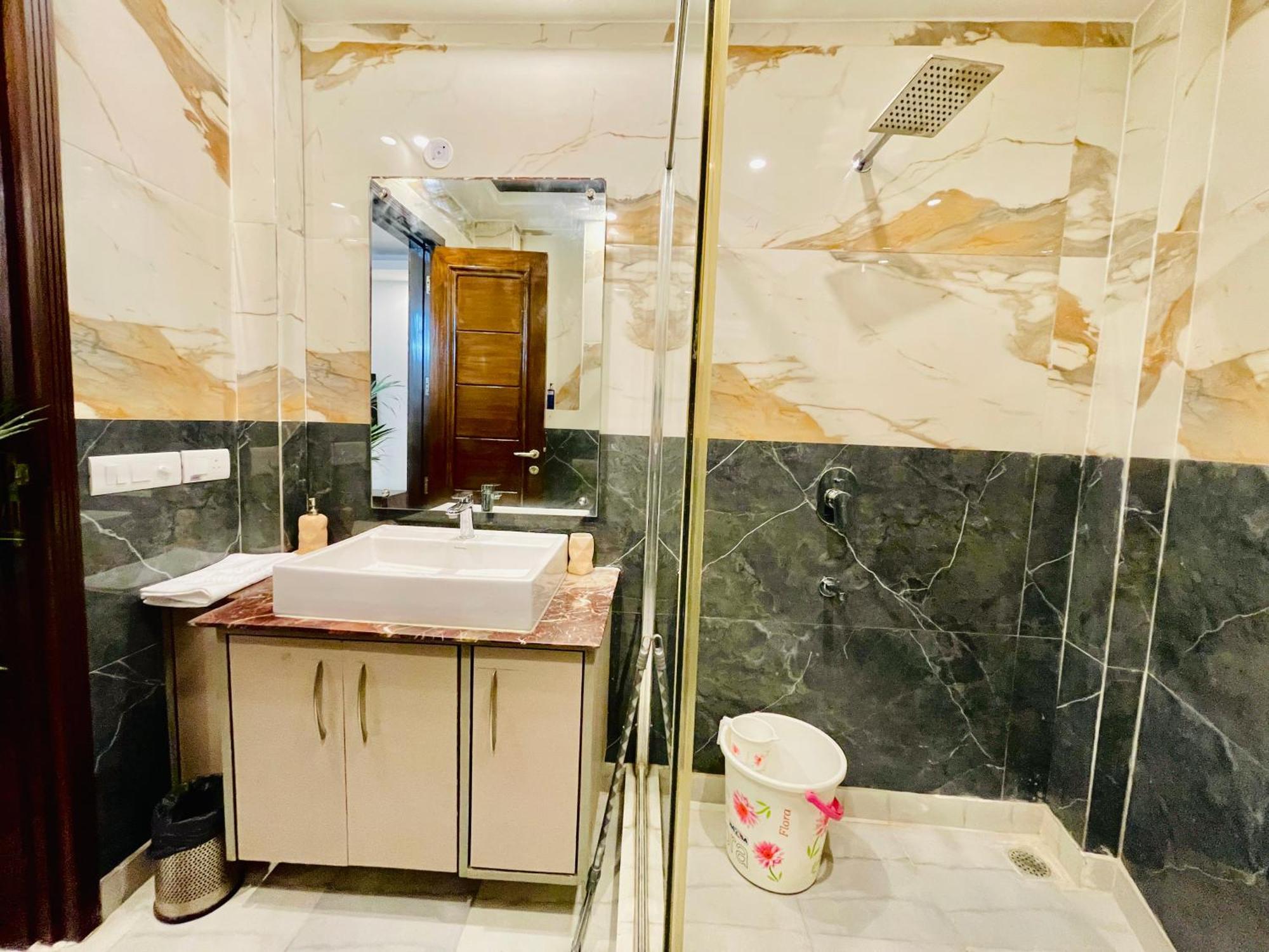 Bedchambers Serviced Apartments South Extension Nueva Delhi Exterior foto
